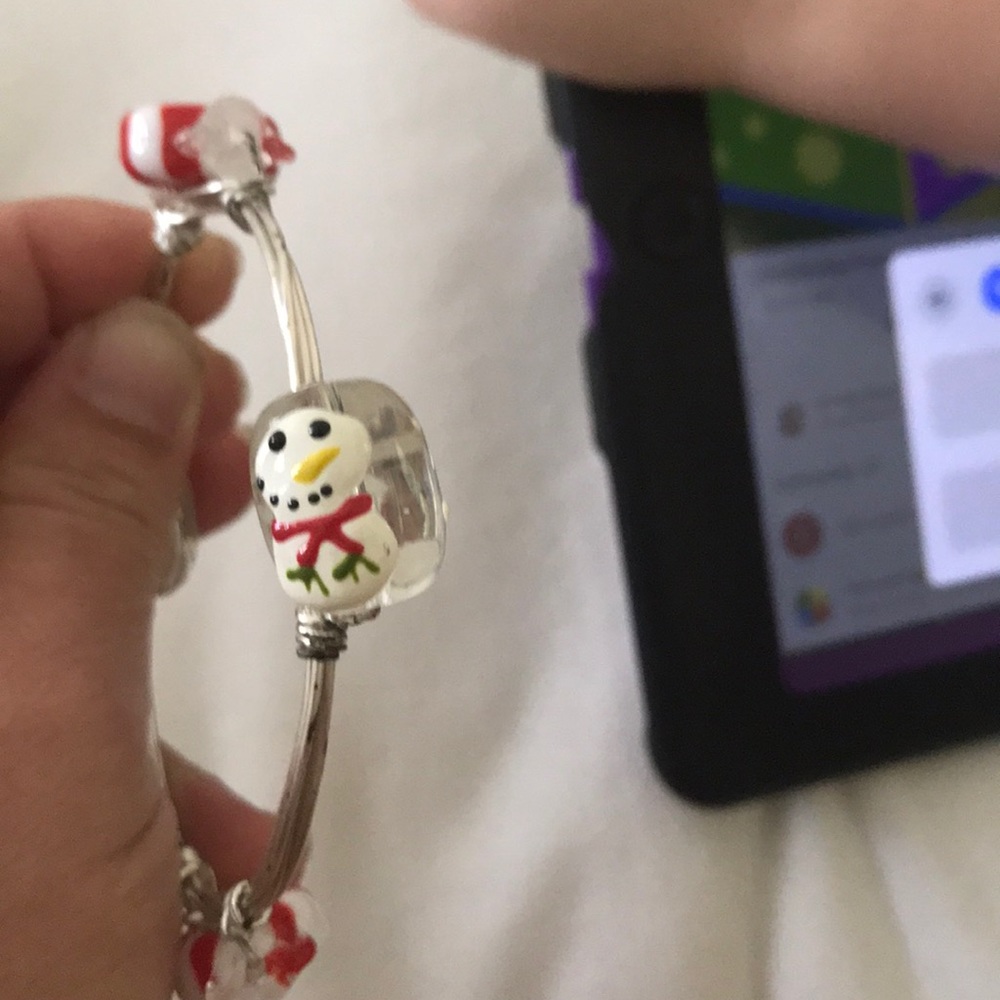 Christmas Bangle - Picture 3 of 4